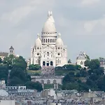 Apartment Paris Montmartre