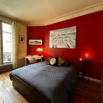 Apartment Paris Montmartre